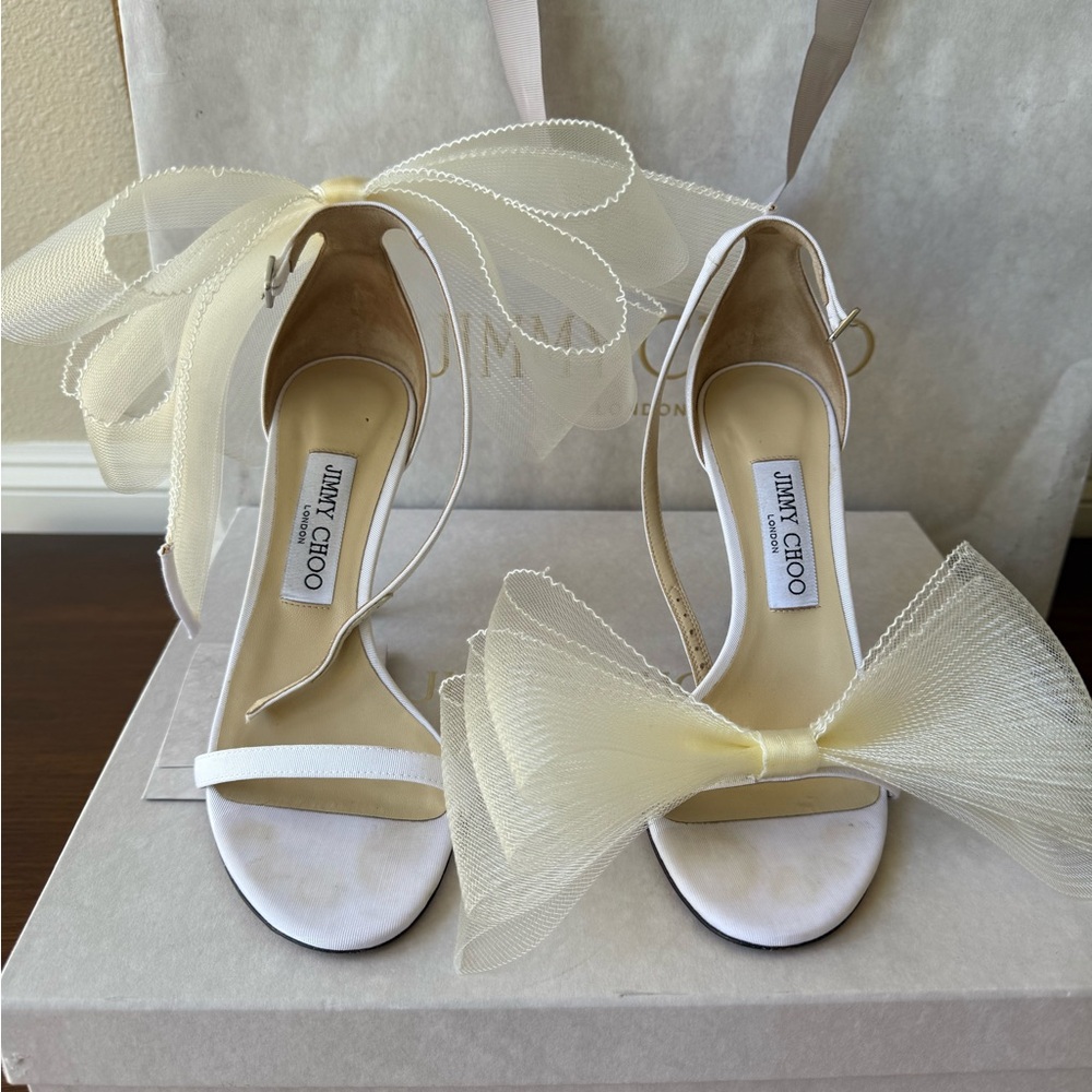 Jimmy Choo aveline size 38 latte worn once